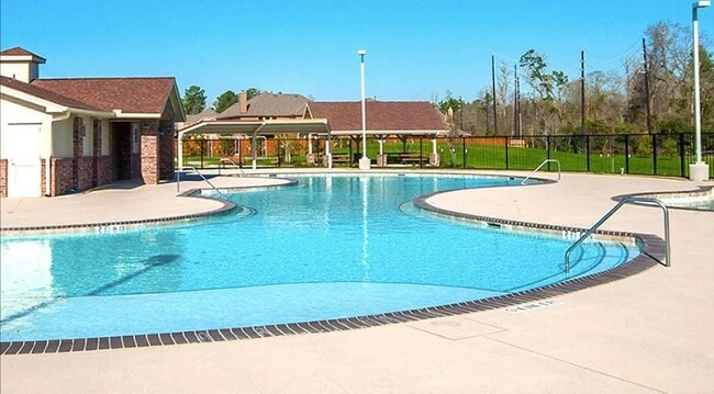 Building Photo - 24207 Oakdale Hls