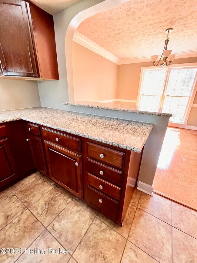 Building Photo - 4612 Deepwood Ct