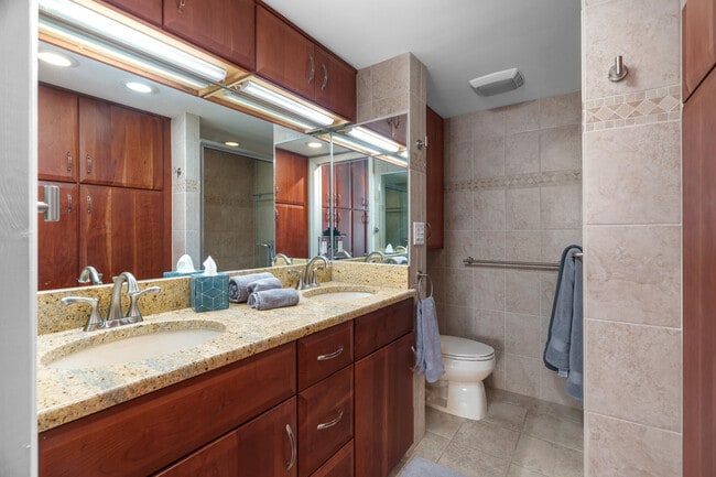 Building Photo - 950 Ponce De Leon Rd