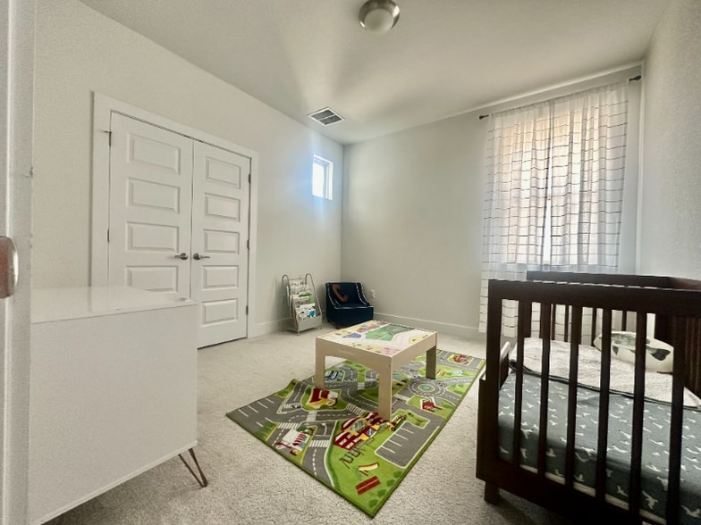 Building Photo - 8600 Cumbrae Ln