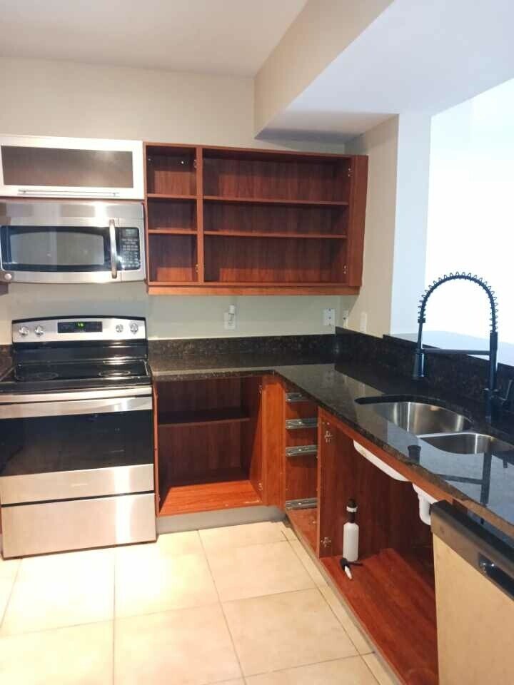 Building Photo - 7350 SW 89th St