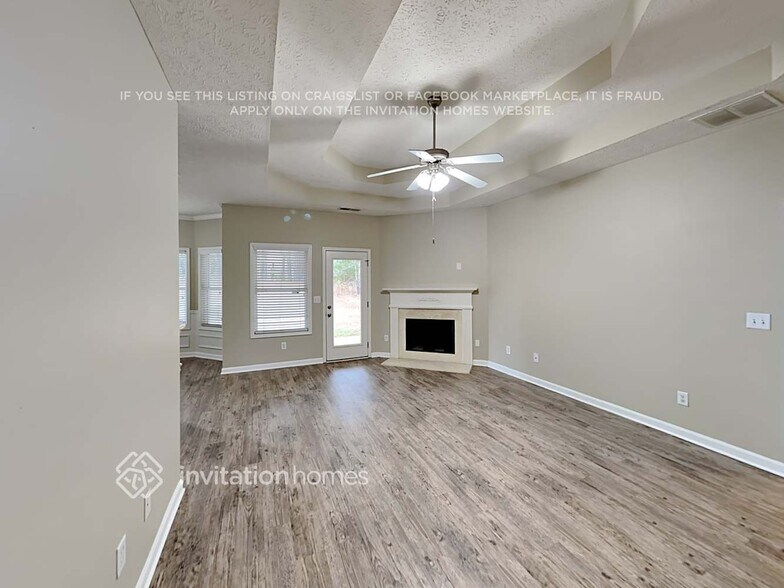 Building Photo - 19 Centennial Ln