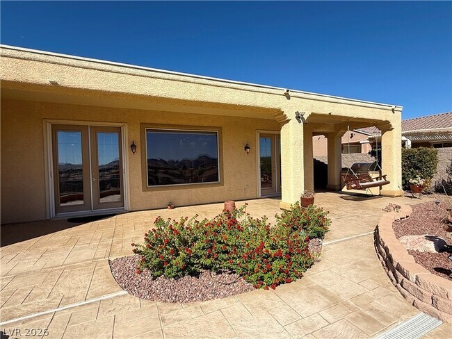 Building Photo - 2875 Scotts Valley Dr