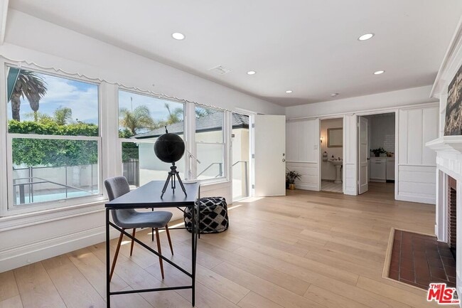 Building Photo - 2201 Linnington Ave