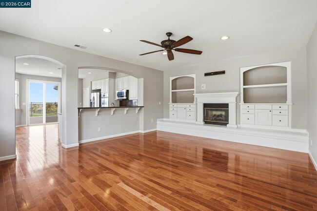 Building Photo - 354 Pebble Beach Dr