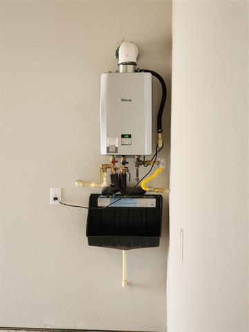 Building Photo - 2301 Blackcap St