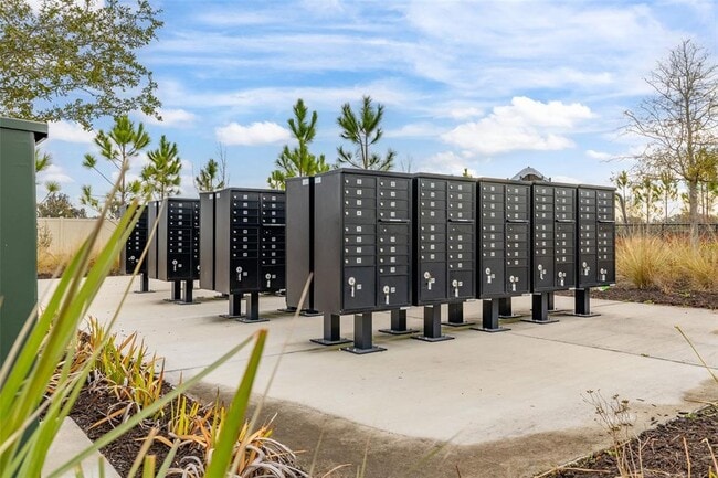 Building Photo - 2316 E Newsome Rd