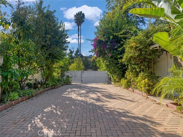 Building Photo - 5020 Topanga Canyon Blvd