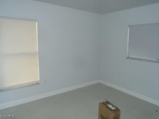 Building Photo - 2623 Linhart Ave