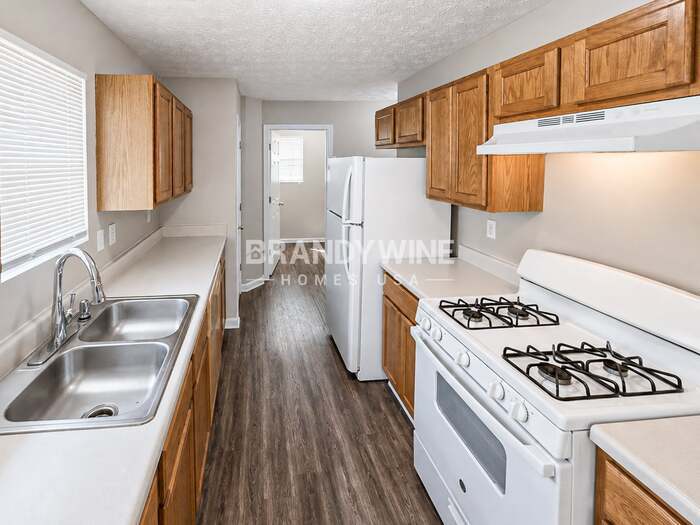 Building Photo - 6120 Flagstaf Walk