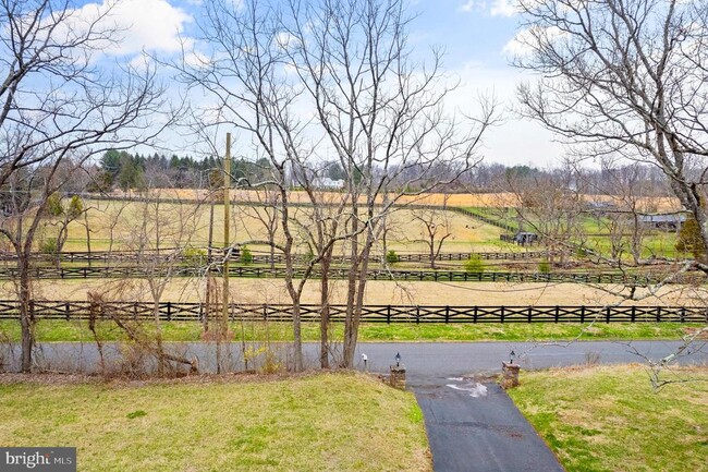 Building Photo - 3554 N Sugan Rd