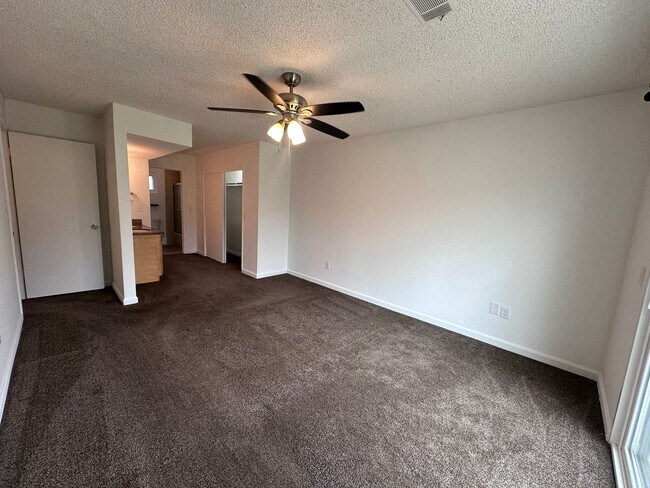 Building Photo - Lemooore home coming soon!