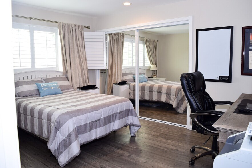 Guest Bedroom - 16169 Sunset Blvd