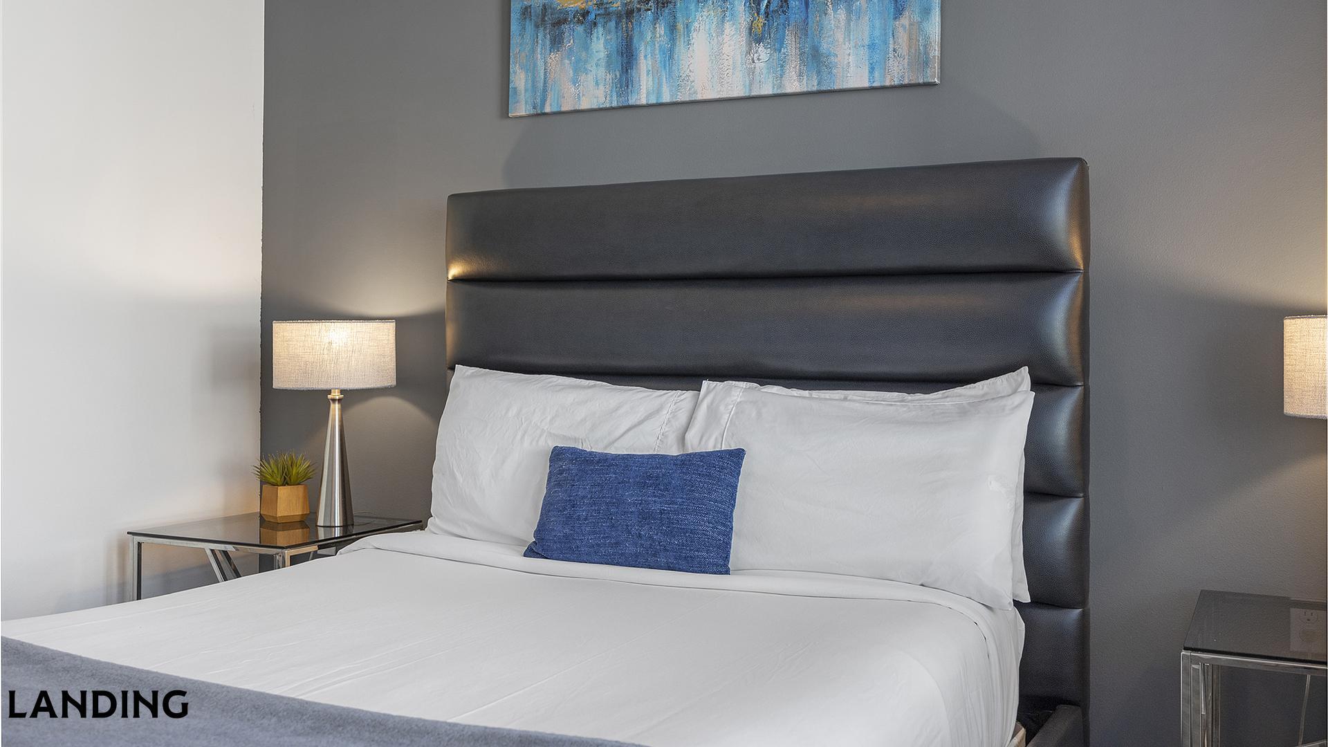 Building Photo - 4950 W Prescott St