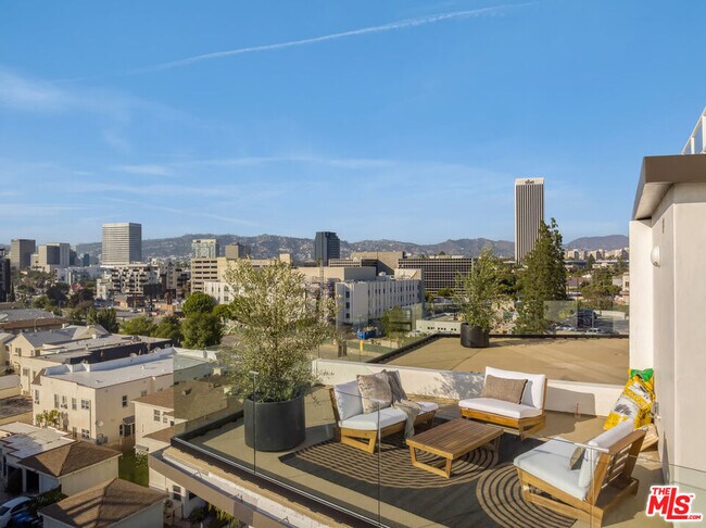 Building Photo - 1110 Spaulding Ave