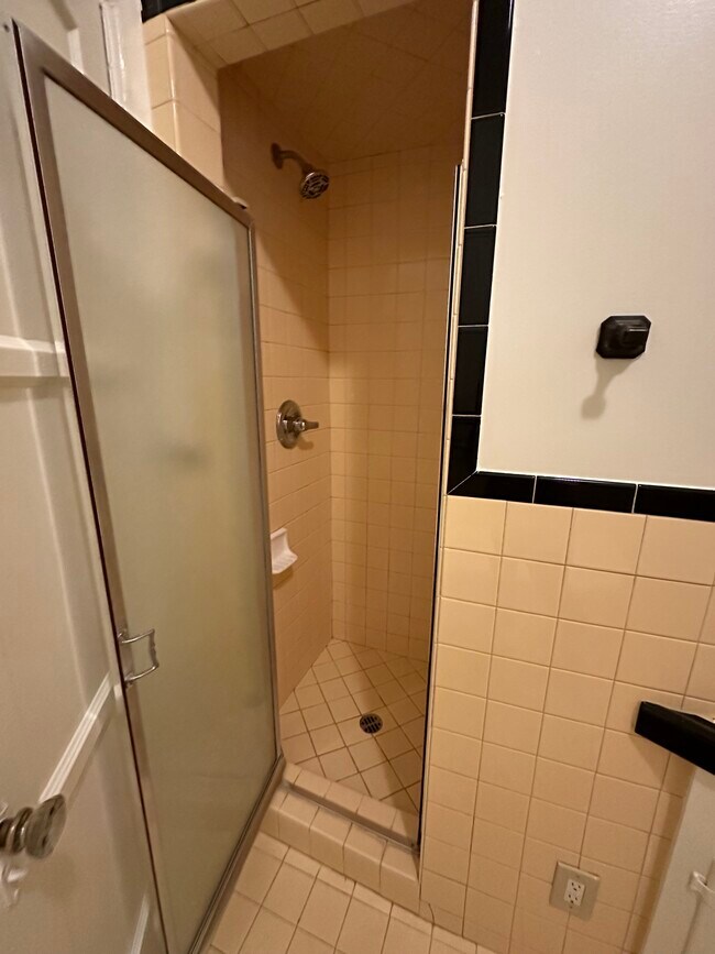 bathroom - 240 S Tower Dr