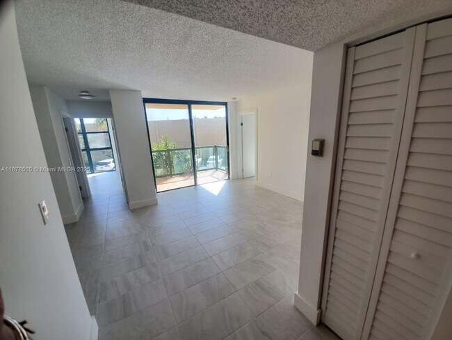 Building Photo - 11750 SW 18th St