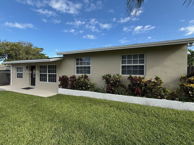 Primary Photo - 1498 SW 47th Terrace