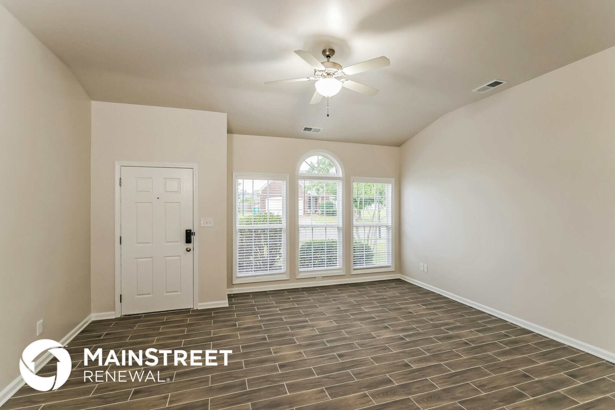 Building Photo - 11601 Top Walnut Loop
