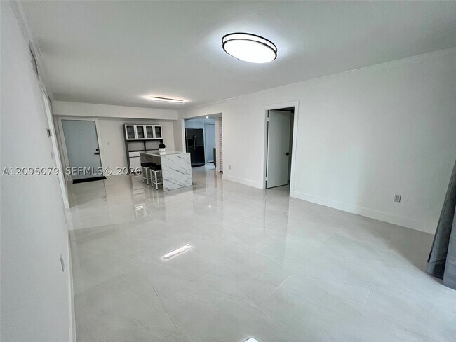 Building Photo - 7825 Miller Dr