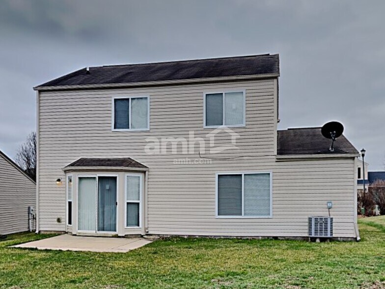 Building Photo - 2330 Antoinette Way