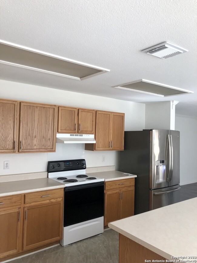 Building Photo - 8514 Coppermine-