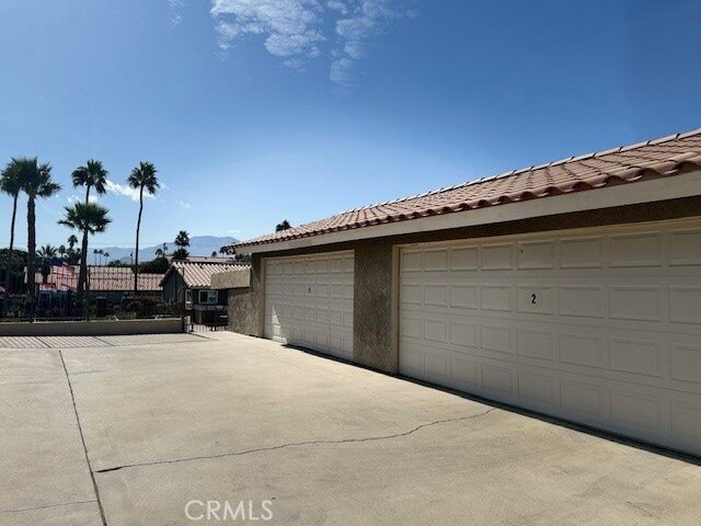Building Photo - 79700 Ave 42