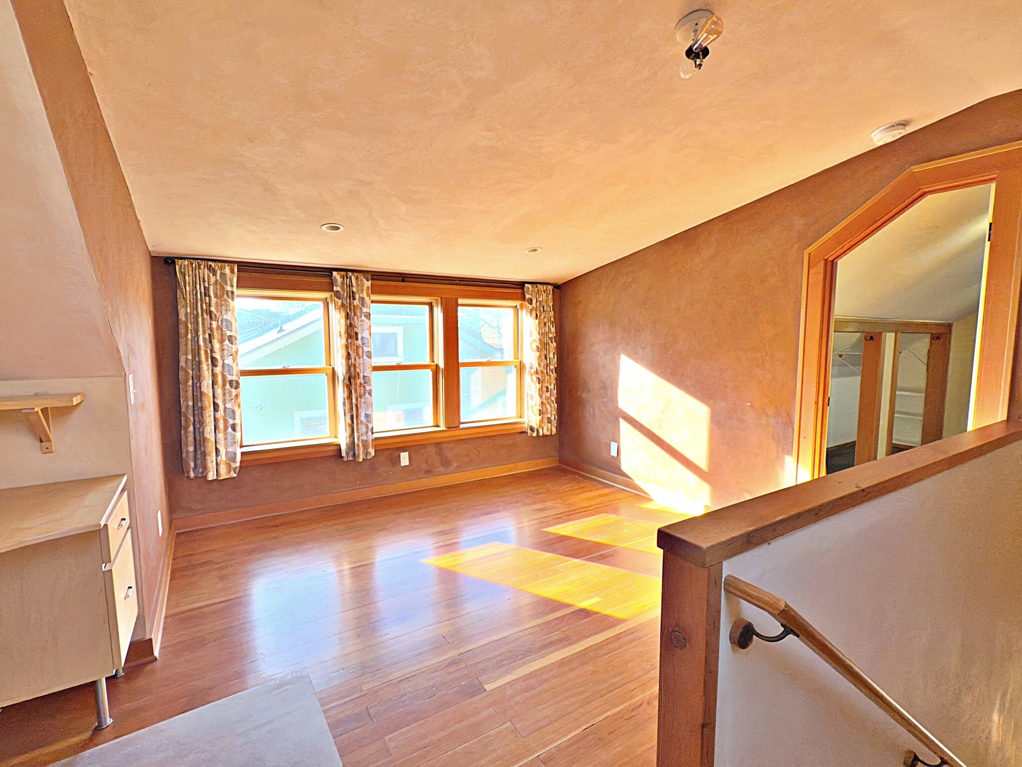 Building Photo - 2534 SE 31st Ave