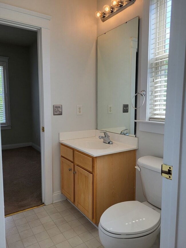 Building Photo - 3 bedroom home in Birkdale