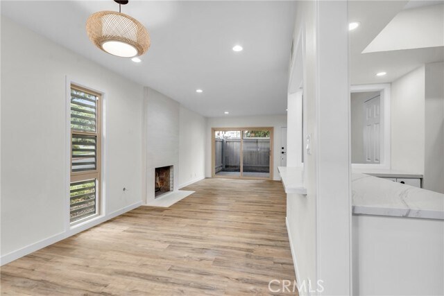 Building Photo - 704 W Sierra Madre Blvd