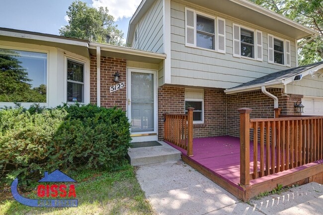 Building Photo - Beautiful home with 3 bedrooms, 2 bathroom...