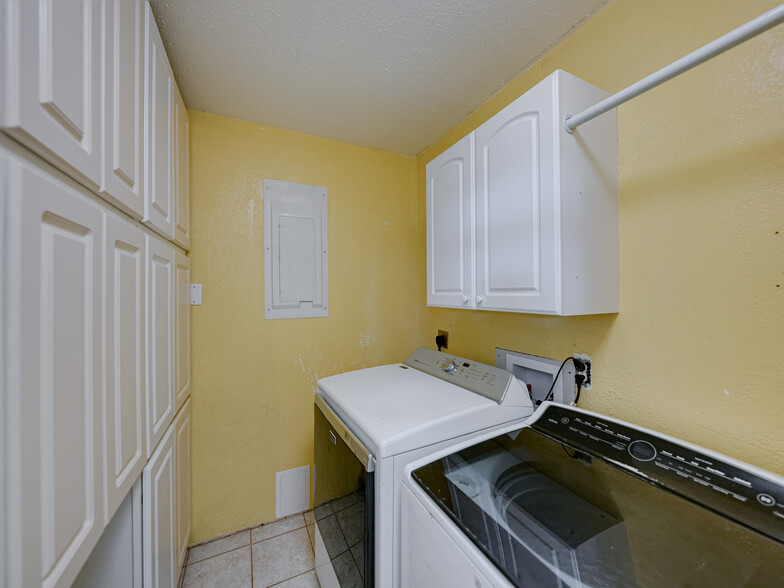 Building Photo - 403 48th Street Ct W