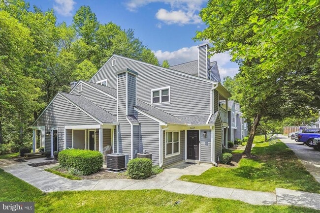 Primary Photo - 5803 Orchard Hill Ct