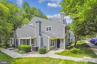 Building Photo - 5803 Orchard Hill Ct