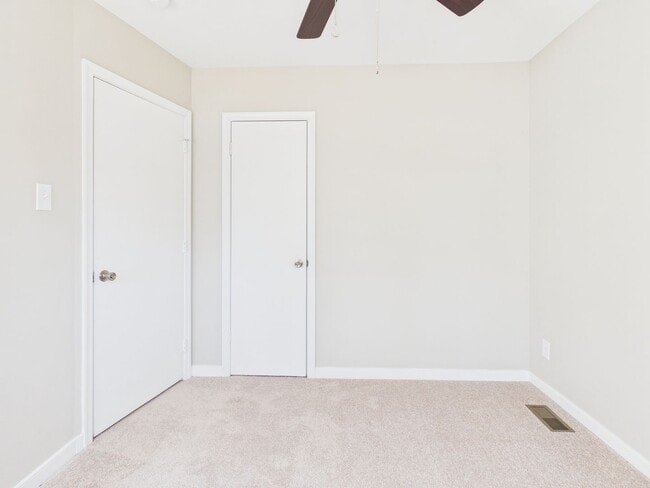 Building Photo - 12024 Lockett Ridge Ave