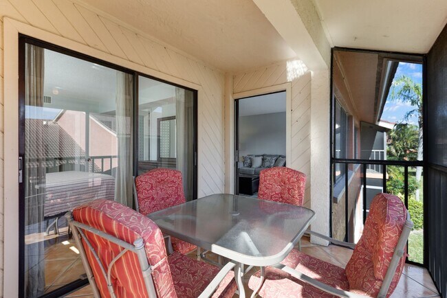 Building Photo - ** PALM RIVER ** 2 BED / 2 BATH - CONDO - NORTH NAPLES - TURNKEY - ANNUAL OR SHORT TERM RENTAL