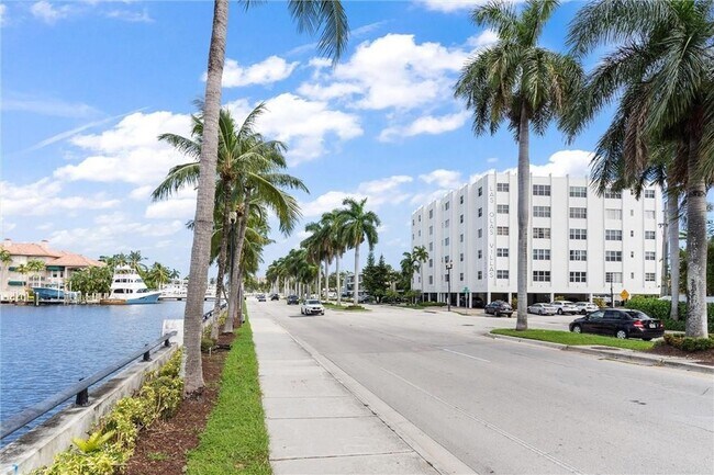 Building Photo - 1770 E Las Olas Blvd