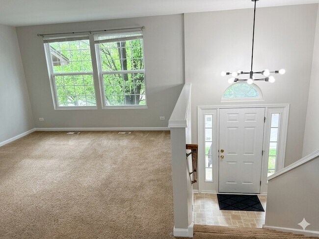 Building Photo - 1513 Bristol Ln