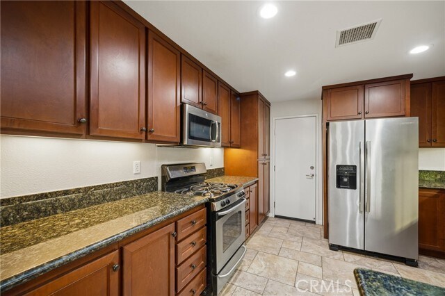 Building Photo - 12422 Benton Dr