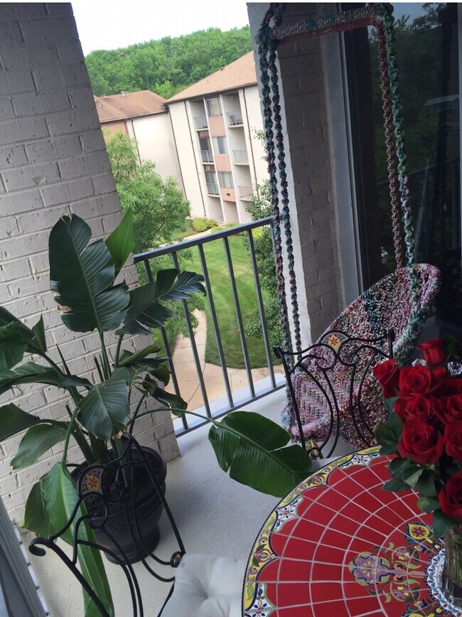 Balcony - 7925 Mandan Rd