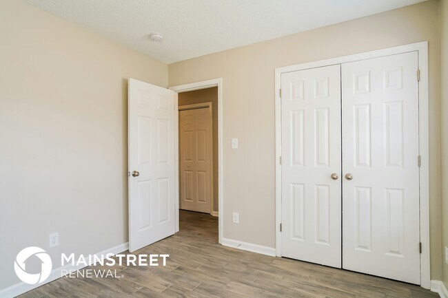 Building Photo - 5109 Julip Dr