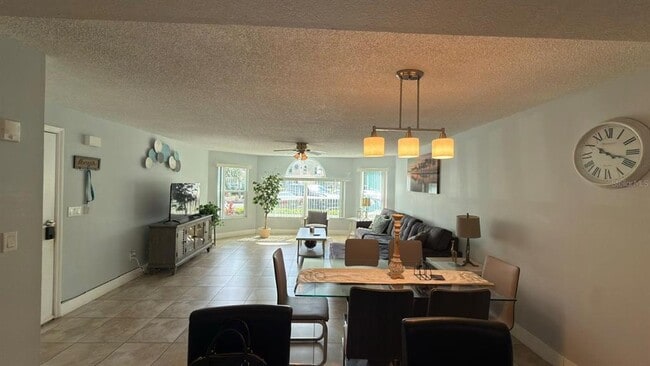 Building Photo - 5009 Laguna Bay Cir