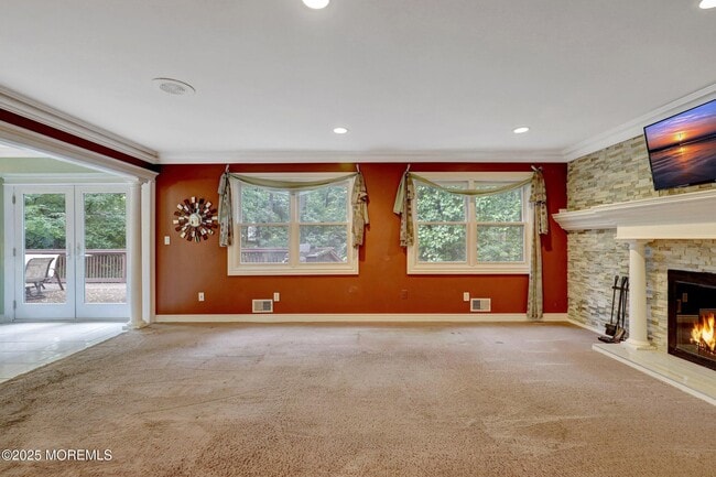 Building Photo - 805 Church Ln