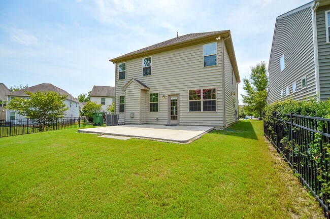 Building Photo - 2037 Ice Lake Ct