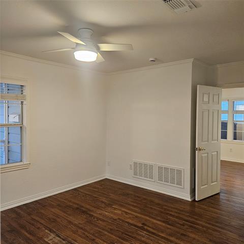 Building Photo - 307 N Bradley St