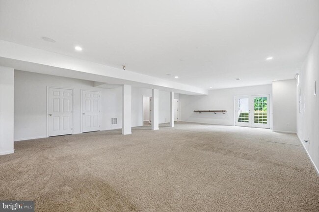 Building Photo - 24267 Purple Finch Dr