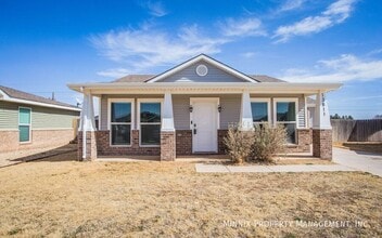 Building Photo - 13811 Paris Ave