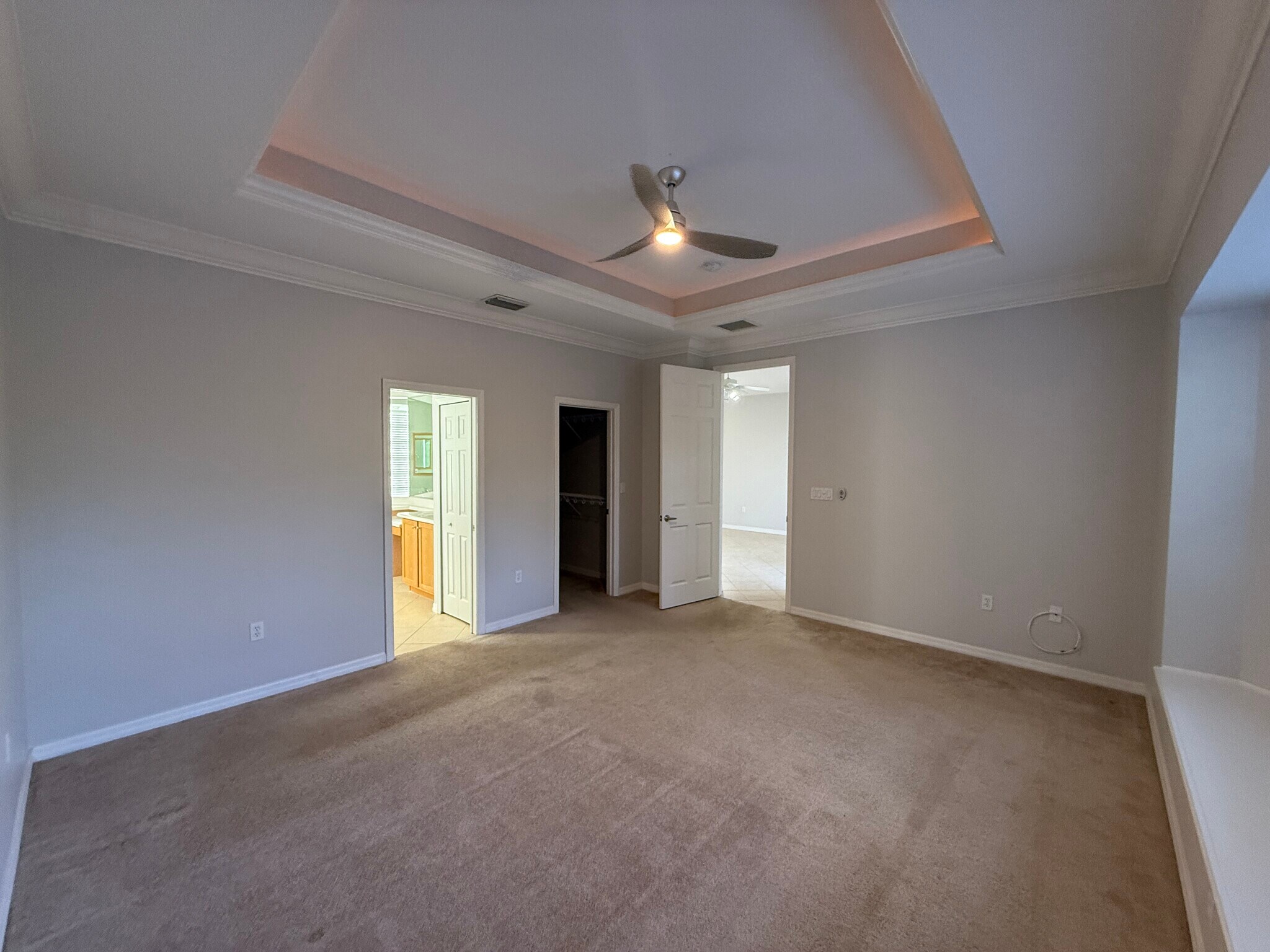 Building Photo - 6055 Wingspan Way