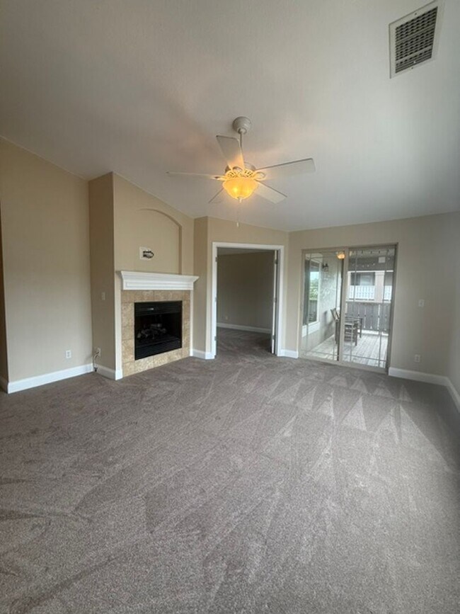 Building Photo - 16687 Las Ramblas Ln