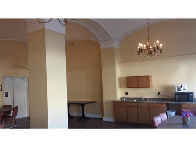 Interior Photo - The Majestic